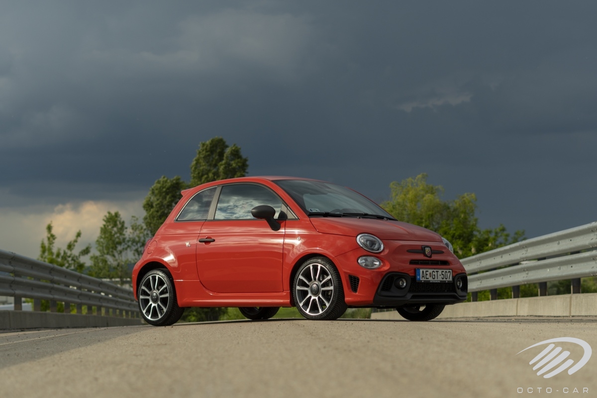 Abarth 595 1.4 T-Jet 165 Turismo