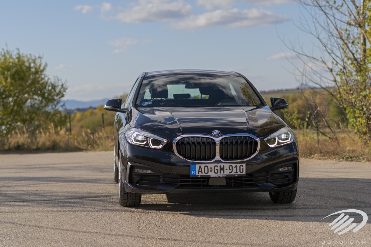 BMW 118i Advantage DKG