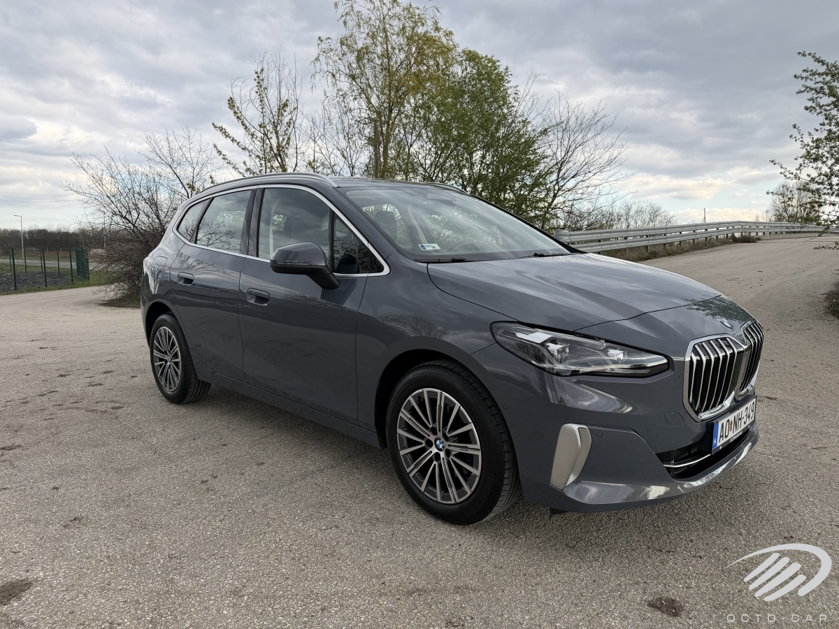 BMW 218i Luxury DKG Active Tourer